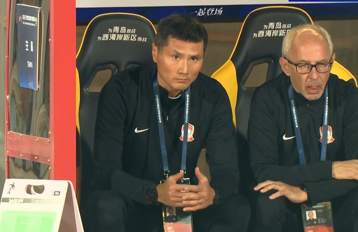 体育app-中国金球奖典礼落幕！诞生11个赢家，吴曦、邵佳一在列，具体如下